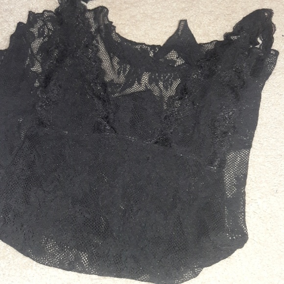 Two piece VS lingerie ❤🖤 - Picture 3 of 8